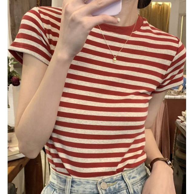 monroll-Short-Sleeve Crewneck Striped Tee