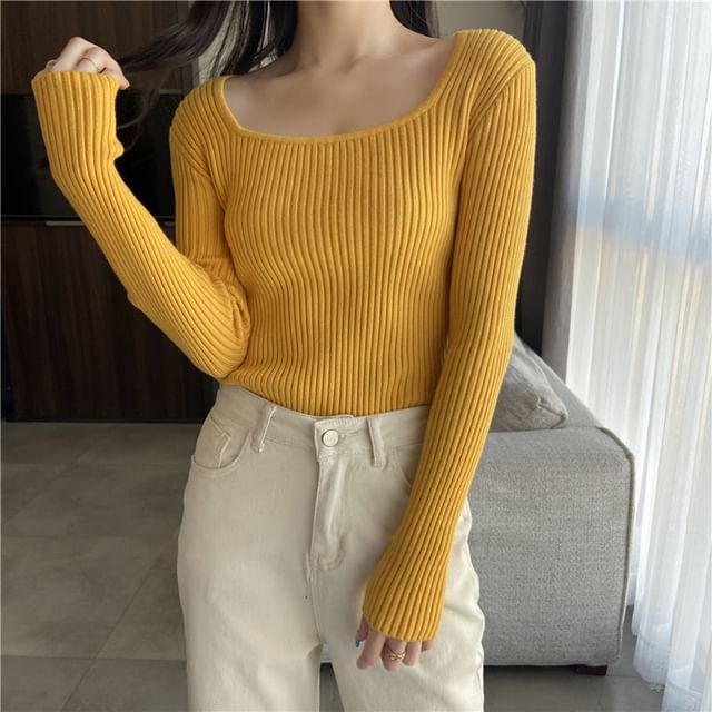 Sisyphi-Scoop Neck Plain Ribbed Sweater