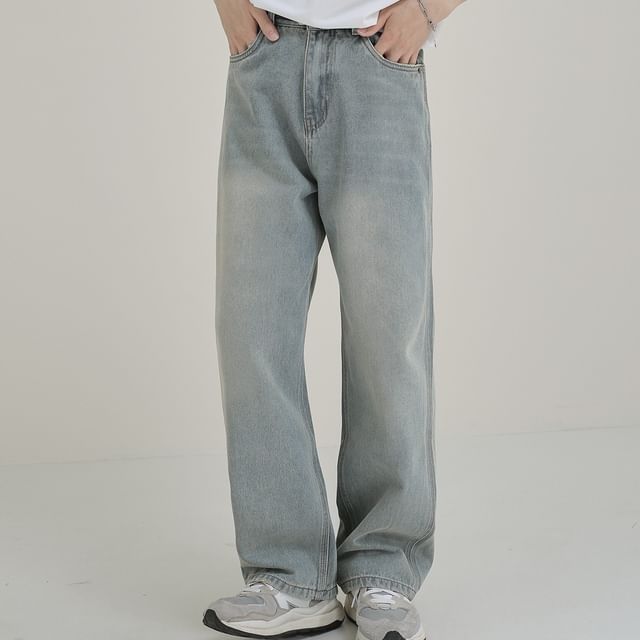DAZO Studios-Mid Rise Washed Straight Leg Jeans