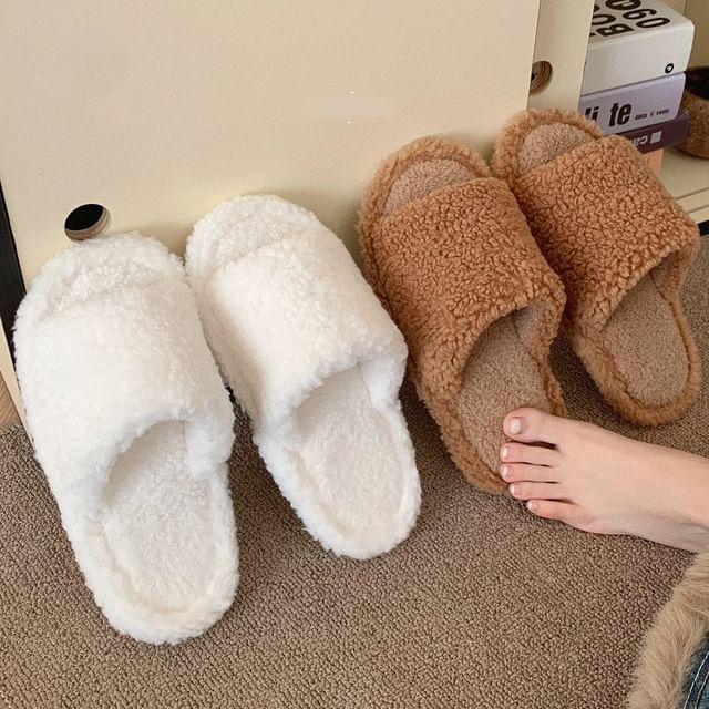 Honkizz-Plain Fleece Home Slippers