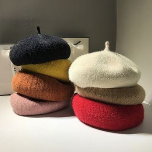 fluffy beret