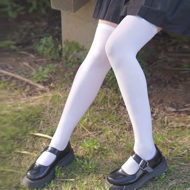 Gentiana-Plain Over-The-Knee Socks Set