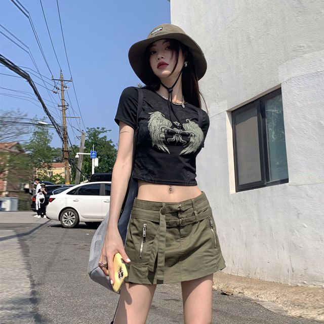 OUREA Short-Sleeve Crew Neck Angel Print Crop T-Shirt Low Rise