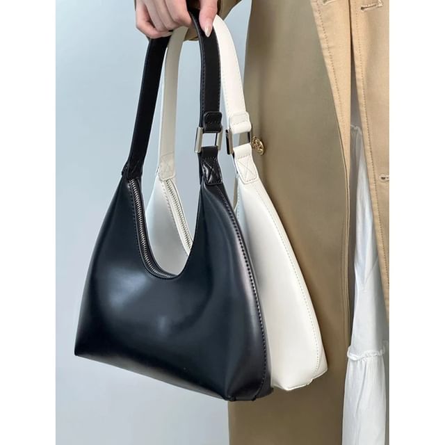 Bolso-Faux Leather Shoulder Bag