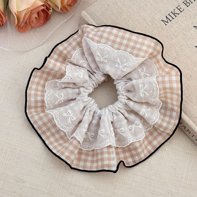 Kayochs-Gingham Lace Panel Scrunchie