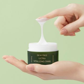 DEWYTREE - Ultra Vitalizing Snail Cream 80ml | YesStyle