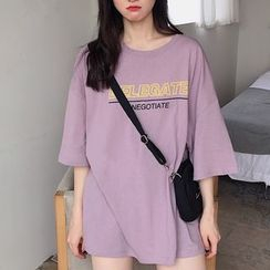 Only Here - Lettering Elbow-Sleeve Tunic T-Shirt Only Here - Lettering Elbow-Sleeve Tunic T-Shirt