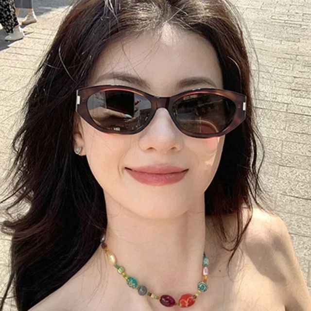 iLANURA-Retro Sunglasses