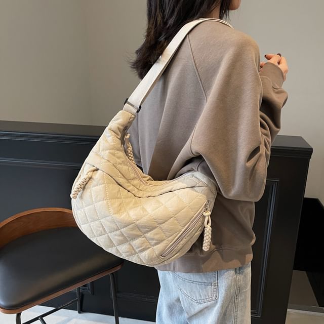 Mulgam-Plain Quilted Crossbody Bag