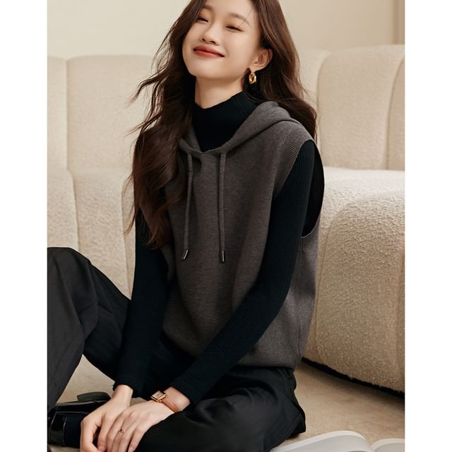 Jeonseon-Melange Hooded Sweater Vest