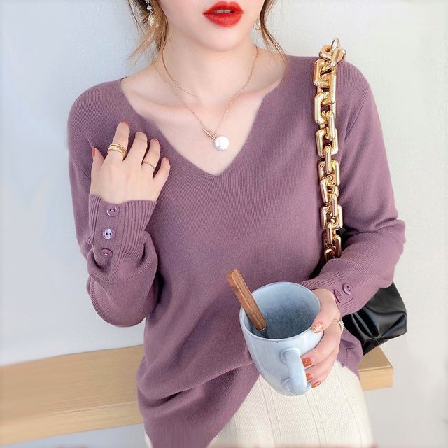 Inchioh-Long-Sleeve V-Neck Plain Knit Top