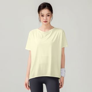 Engiko Short Sleeve Boat Neck Plain Sports T-Shirt Sale