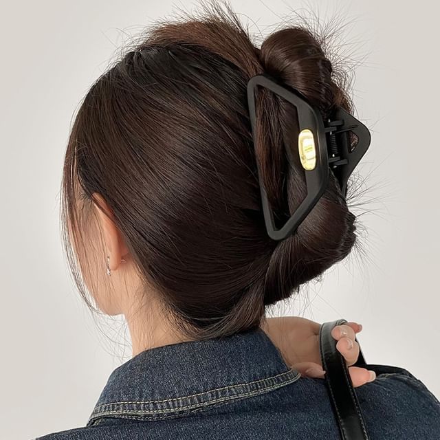 Jael-Triangle Hair Clamp