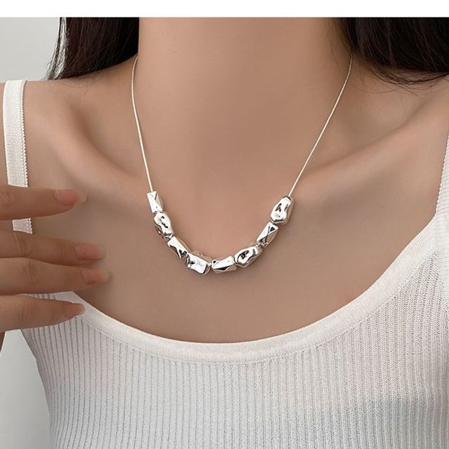Jael-Irregular Pendant Alloy Choker