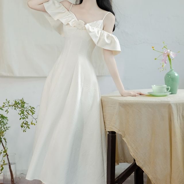 Nebbia-Spaghetti Strap Plain Ruffle Trim Midi A-Line Dress