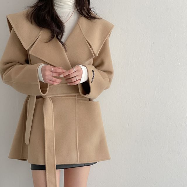 Jesong-Lapel Collar Tie Waist Plain Jacket