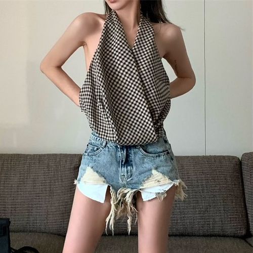 loose fit halter top