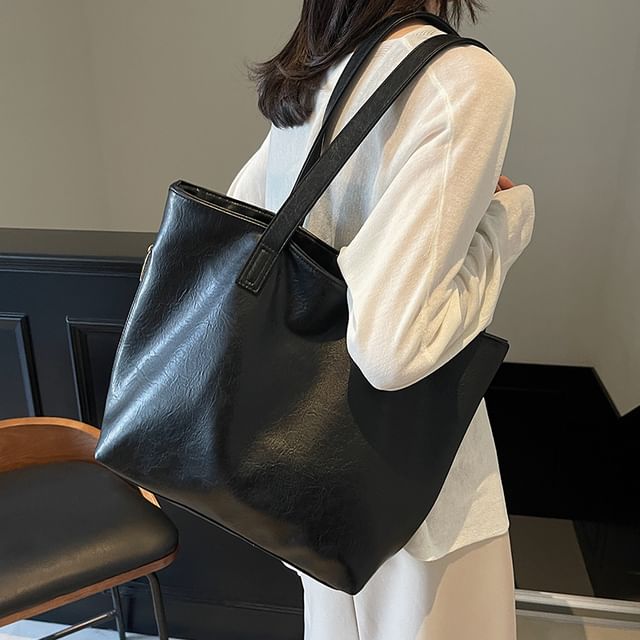 Skyglow-Plain Faux Leather Tote Bag