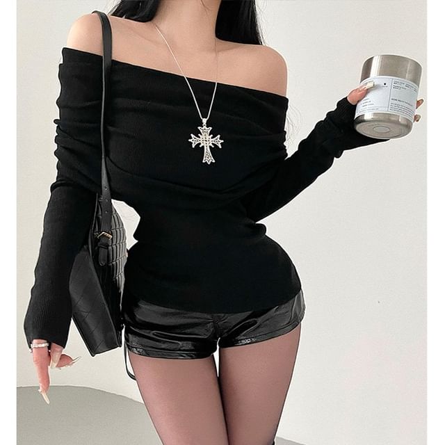 RainGirl-Long-Sleeve Off-Shoulder Plain Knit Top