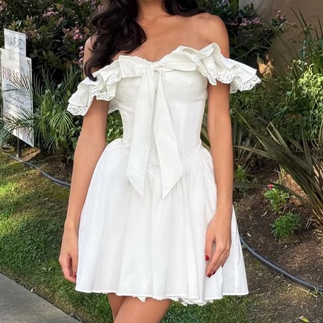 Sosana - Off-Shoulder Plain Lace Panel Slim-Fit Mini A-Line Dress