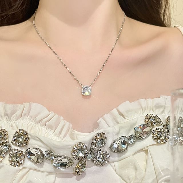 Kiren-Rhinestone Pendant Alloy Choker