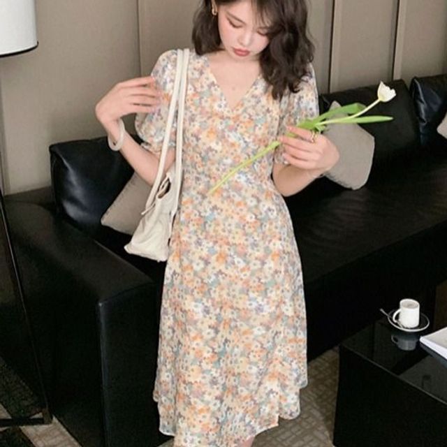 Tiny Times - Puff-Sleeve Floral Print Midi A-Line Chiffon Dress | YesStyle