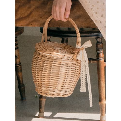 ROLAROLA★大人気★RATTAN RIBBON BASKET BAG rolarola - Ribbon Rattan Basket Hand Bag | YesStyle
