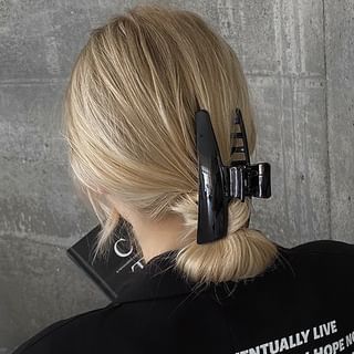 Jael-Plain Hair Claw