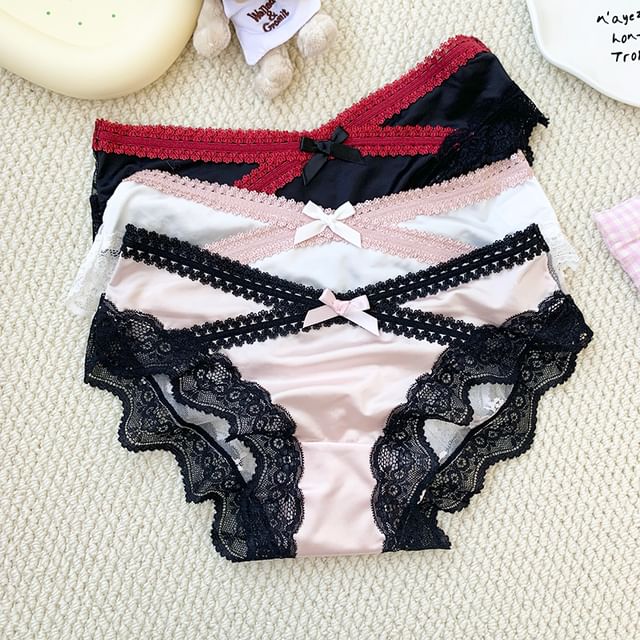 Gecko-Lace Trim Satin Panty Set