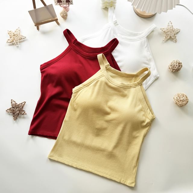 camikiss-Halter Plain Padded Slim Fit Cami Top
