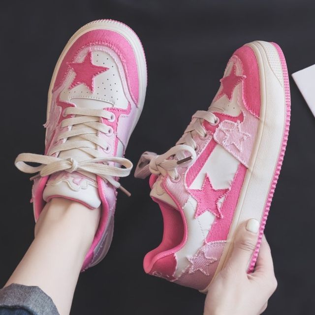 ⭐️ satomi ⭐️ Satomi - Star Applique Lace-Up Sneakers | YesStyle