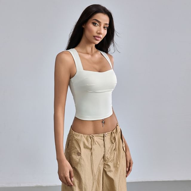 CUCURBIT-Square Neck Plain Sports Tank Top
