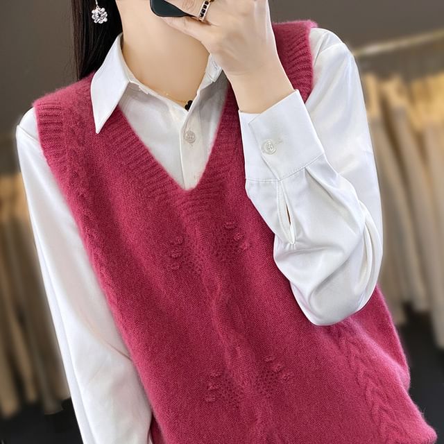 Jeonseon-V-Neck Plain Cable Knit Sweater Vest
