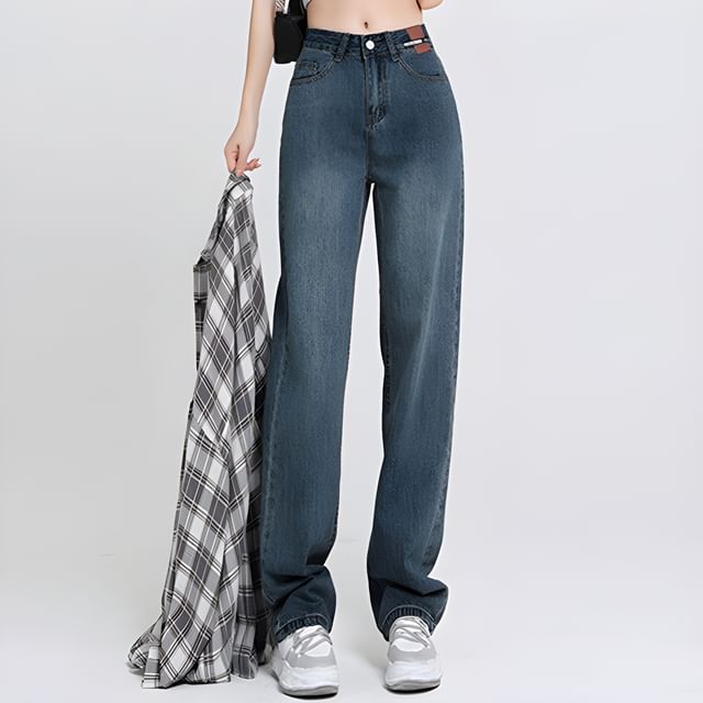 Baoinie - Low Waist Washed Wide Leg Jeans | YesStyle