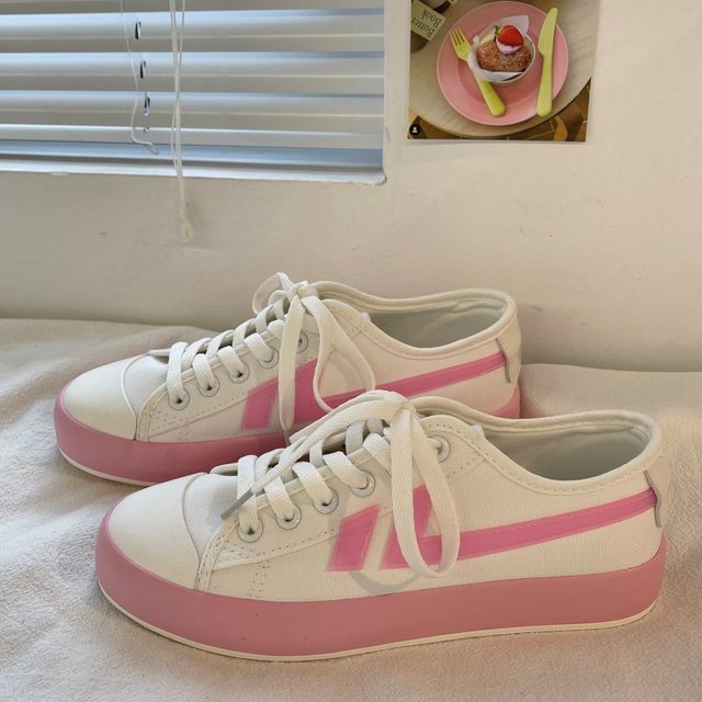 RevaBev-Plain Sneakers