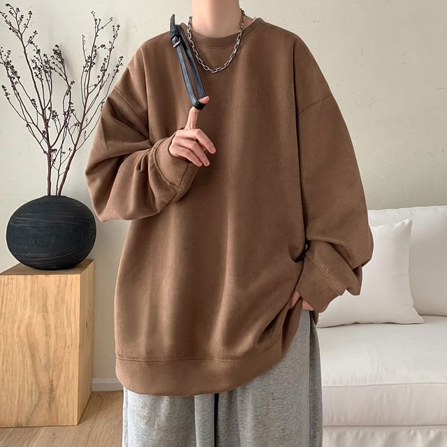 Bay Go Mall-Crew Neck Plain Sweatshirt