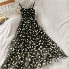 Lemongrass - Daisy Print Spaghetti Strap Smocked Mesh Midi A-Line Dress Lemongrass - Daisy Print Spaghetti Strap Smocked Mesh Midi A-Line Dress