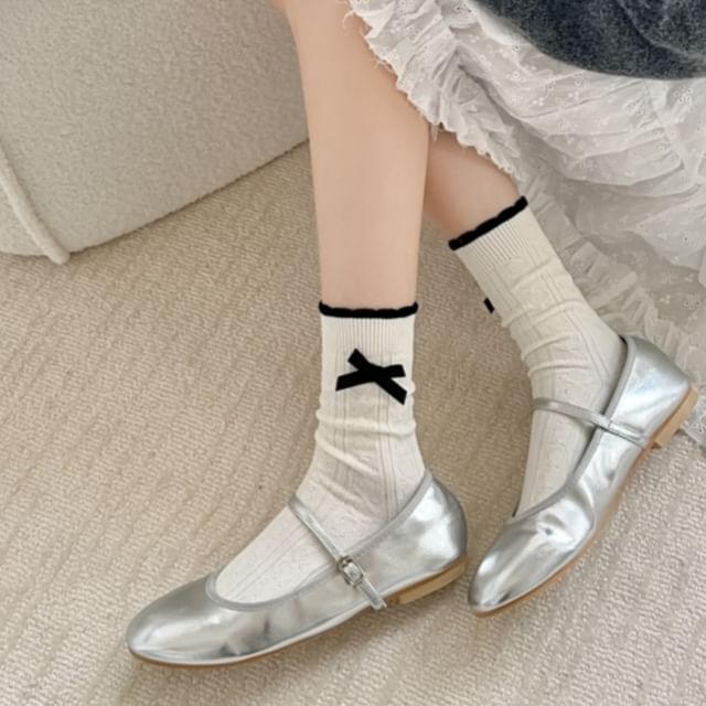 Gentiana-Two Tone Crew Socks
