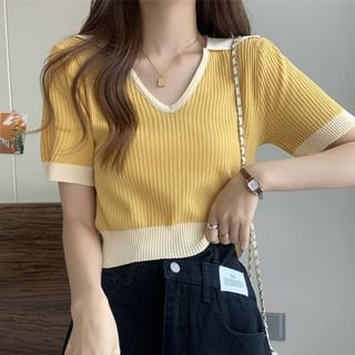 Sisyphi-Short-Sleeve Two Tone Knit Polo Top
