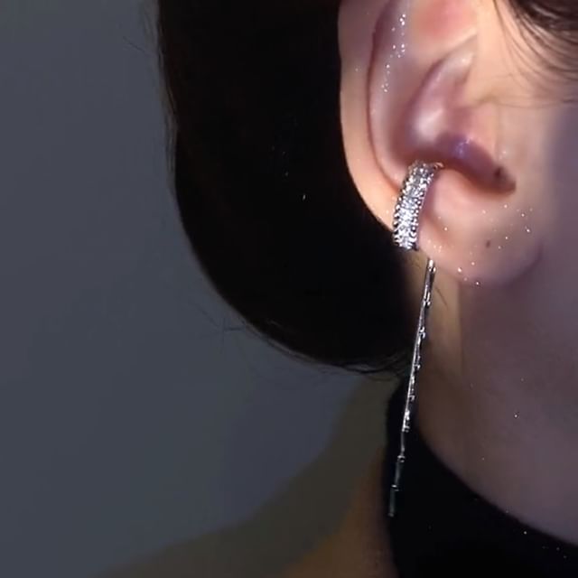 Gemsha-Rhinestone Alloy Ear Cuff