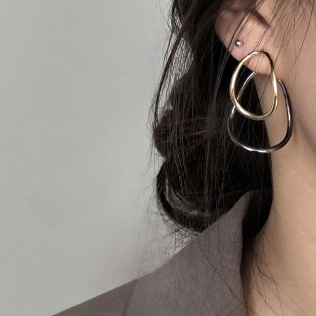 Juanitro-Metallic Hoop Earring