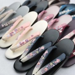 Birds & Mounts - Floral Strap Geta Birds & Mounts - Floral Strap Geta