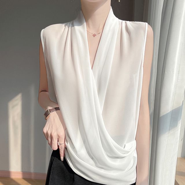 Weelop-Sleeveless V-Neck Sheer Plain Top