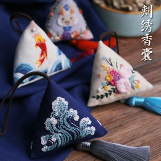 Embroidery Kit with Fragrance - Bergamot - Sachet main image 1