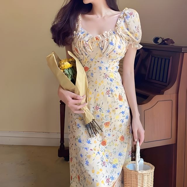 Windflower - Short-Sleeve Floral Print Chiffon Dress