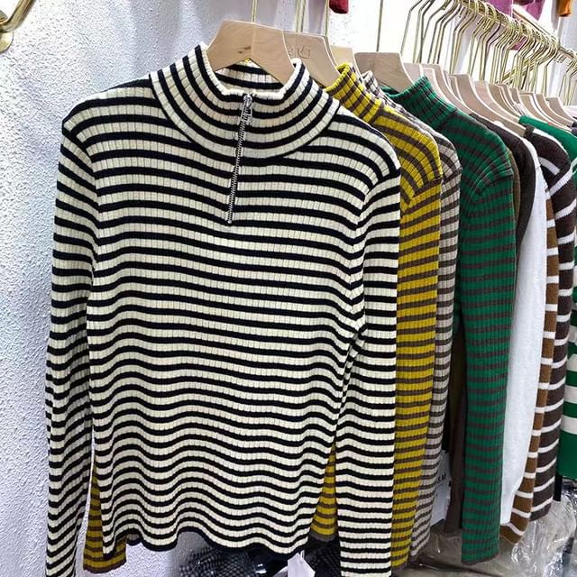 Everose-Long-Sleeve Turtleneck Striped Half Zip Ribbed Knit Top