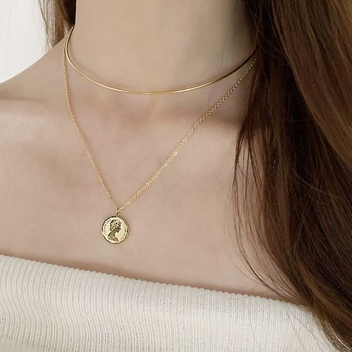 In the Details Gold Coin Necklace