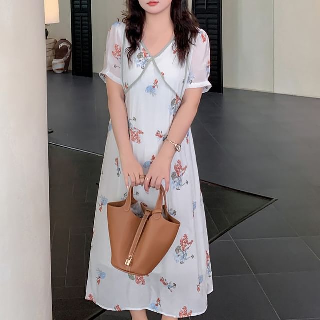 Krezol - Plus Size Short-Sleeve V-Neck Floral Embroidered Midi A-Line Dress  | YesStyle