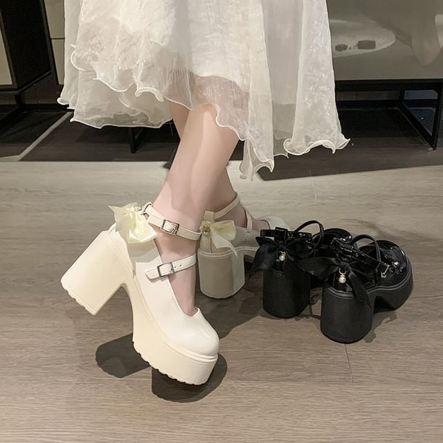 Gordong-Block Heel Platform Plain Mary Jane Pumps