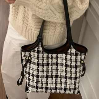 Fran San-Plaid Shoulder Bag